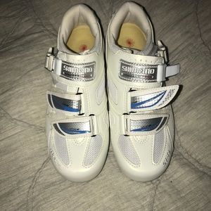 Shamino women’s spin shoes - size US 7